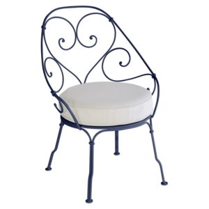 Fermob 1900 fauteuil met off-white zitkussen-Deep Blue