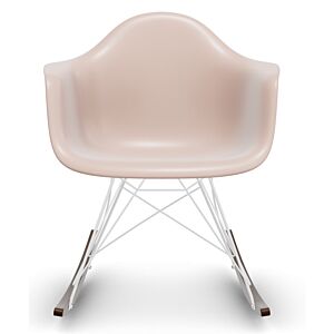 Vitra Eames RAR schommelstoel met wit onderstel-Pale rose-Esdoorn donker
