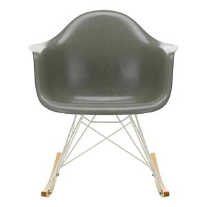 Vitra Eames RAR Fiberglass schommelstoel met wit onderstel-Raw Umber-Esdoorn goud