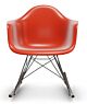 Vitra Eames RAR schommelstoel met zwart onderstel-Poppy red-Esdoorn donker