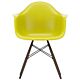 Vitra Eames DAW stoel met donker esdoorn onderstel-Mosterd geel