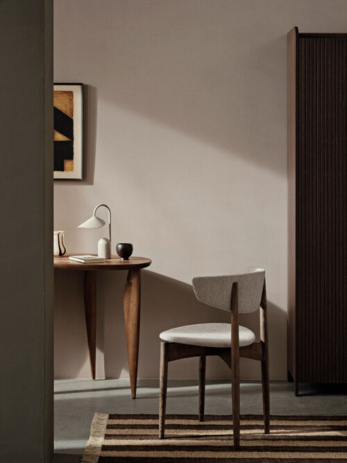 Ferm Living Herman Dining Chair gestoffeerd-Dark Stained Beech