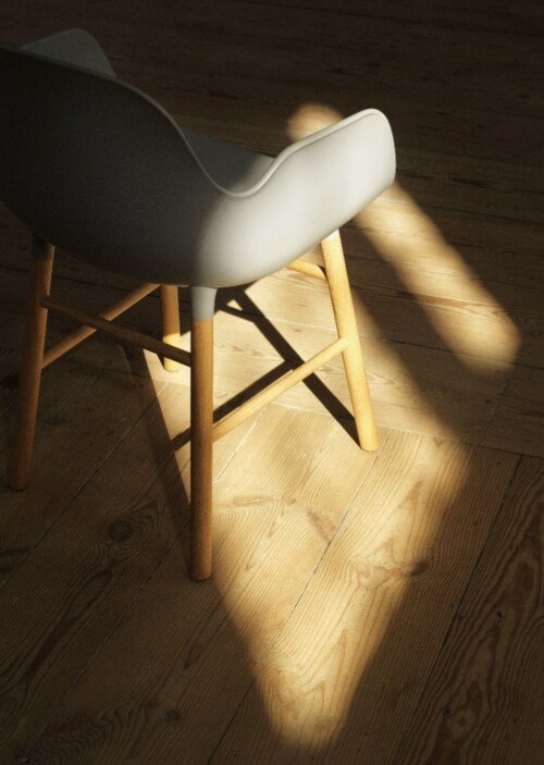 Normann Copenhagen Form armchair stoel eiken-Bruin