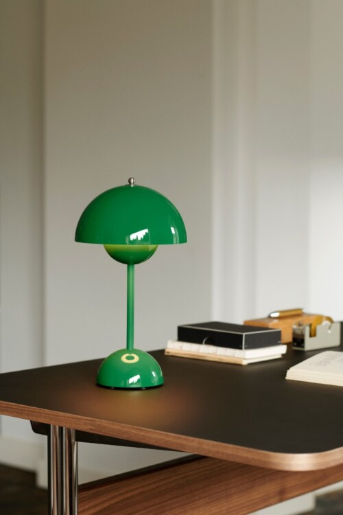 &tradition Flowerpot VP9 draagbare tafellamp-Signal green