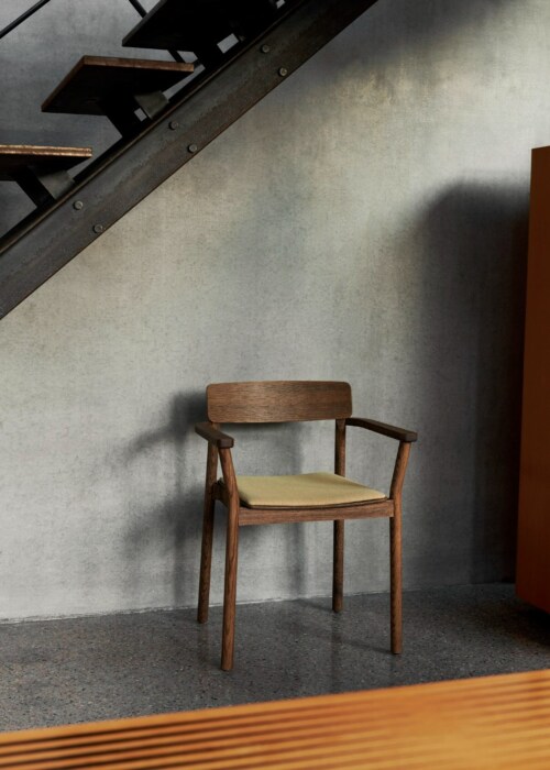 &tradition Betty TK11 stoel - Gelakt eikenhout-Noble Aniline Leather Cognac