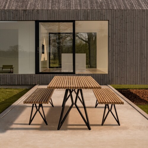 Studio HENK New Classic Outdoor tafel Iroko zwart frame-160x91 cm