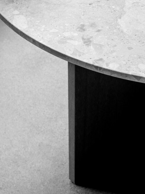 Audo Copenhagen Androgyne Round eettafel-∅ 120 cm-Donker eiken
