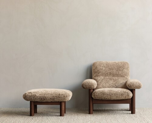 Audo Copenhagen Brasilia Lounge fauteuil-Sheepskin Root-Natural Oak