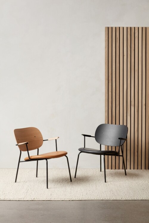 Audo Copenhagen Co lounge fauteuil - Dark Stained Oak - gestoffeerde zitting-Dakar 0842