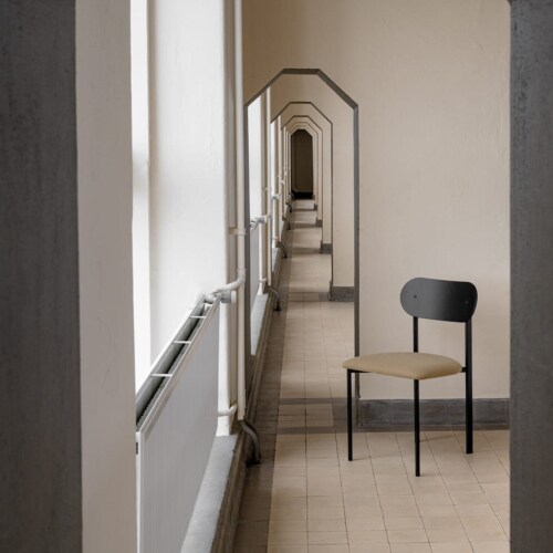 Studio HENK Oblique Chair wit frame-Cube Light Grey 60-Hardwax oil light
