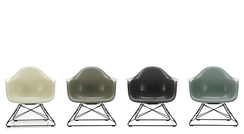 Vitra Eames LAR Fiberglass loungestoel met zwart onderstel-Parchment
