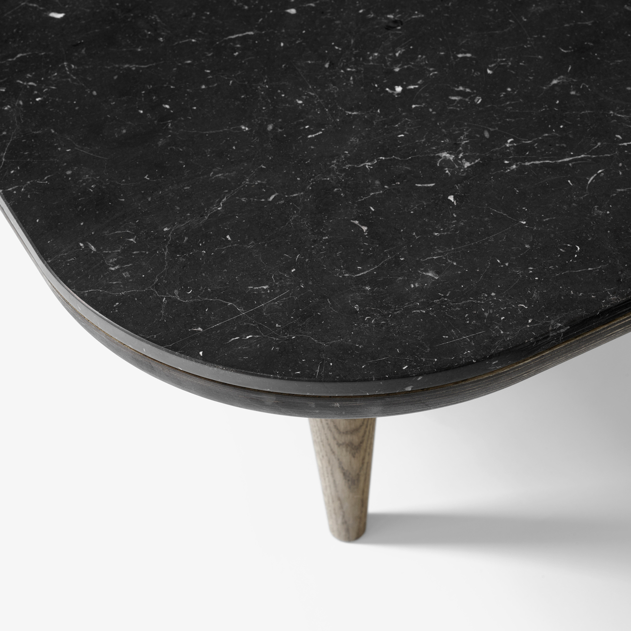 https://www.fundesign.nl/media/catalog/product/f/l/fly_honed-nero-marquina-marble_sc4_cropped.jpg