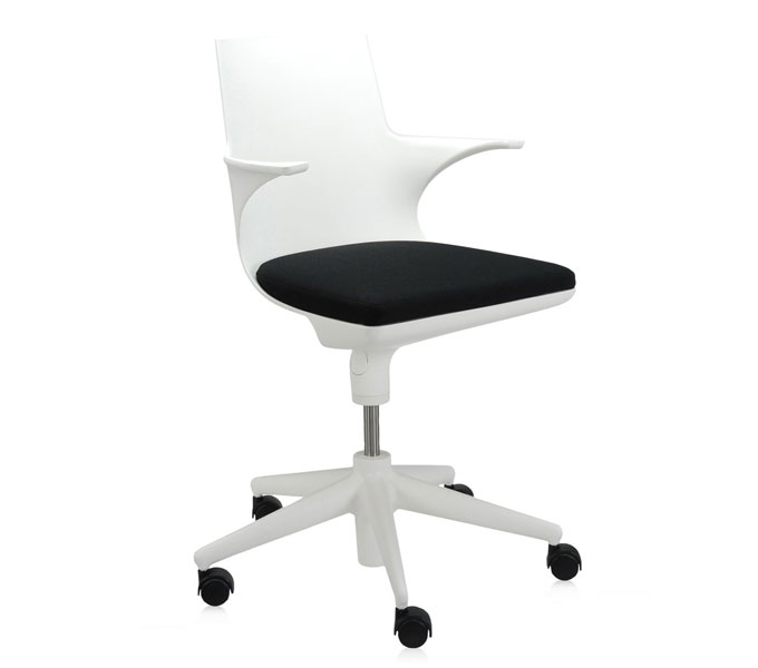 https://www.fundesign.nl/media/catalog/product/k/a/kartell__stoel-spoon-chair13408_large.png