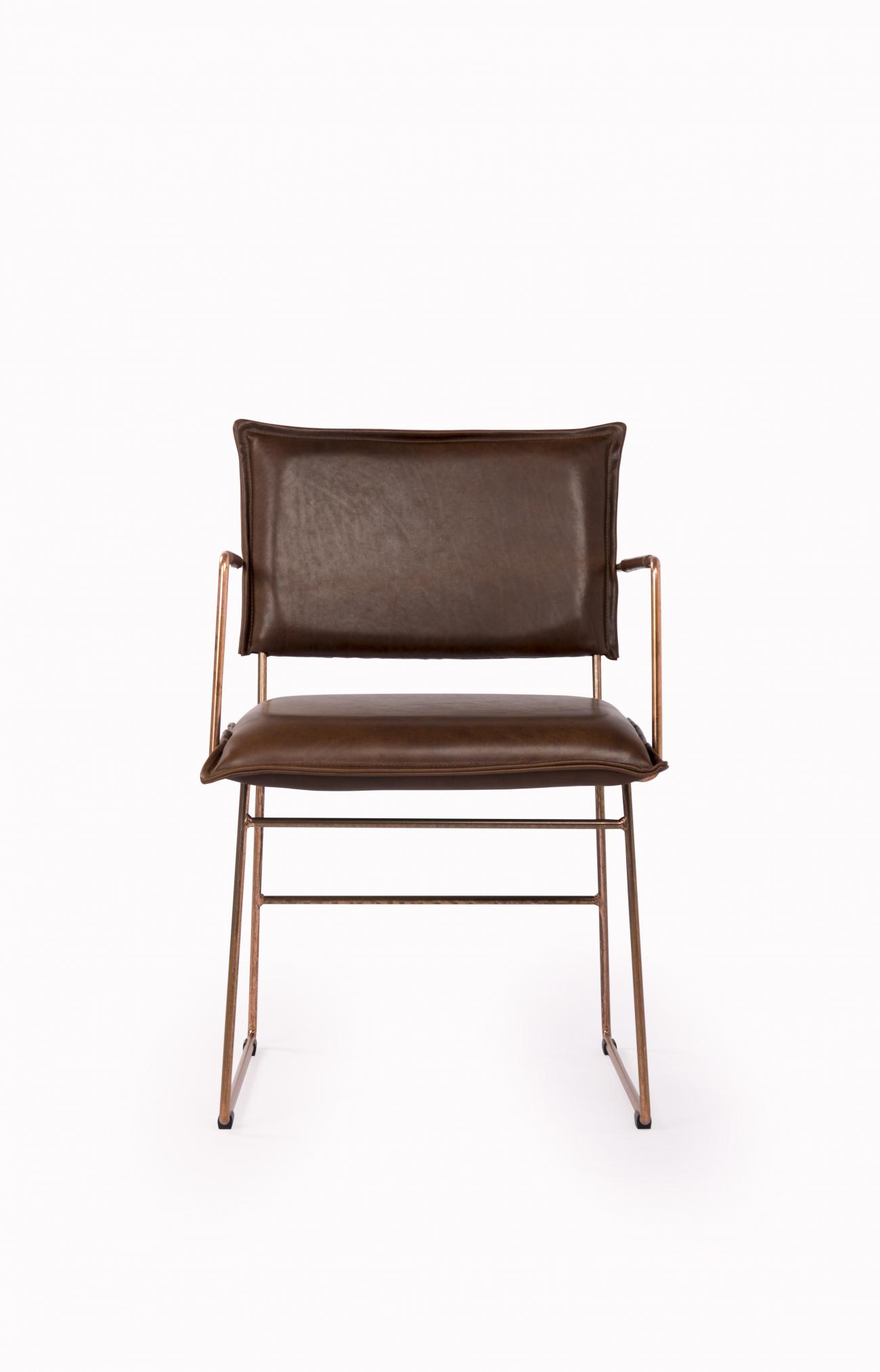 https://www.fundesign.nl/media/catalog/product/n/o/norman_diningchair_without_arm_copper_frame_luxor_fango_front_3_.jpg